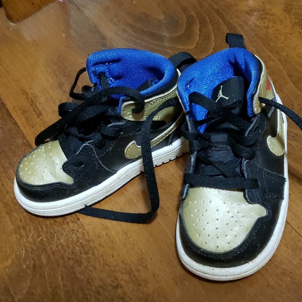 Jordan basketball shoes
